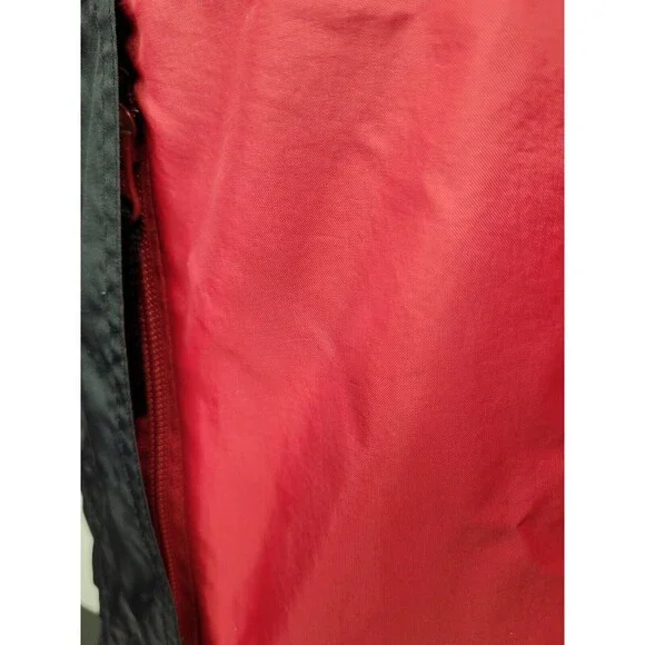 Helly Hansen Men's SZ M Coat Jacket Hooded Packable Outdoor Zip Pockets Red